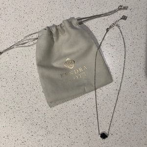 Kendra Scott Tess Silver Small Necklace In Black